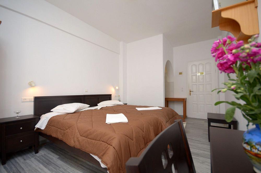 Soula Naxos Hotel Naxos City Bagian luar foto