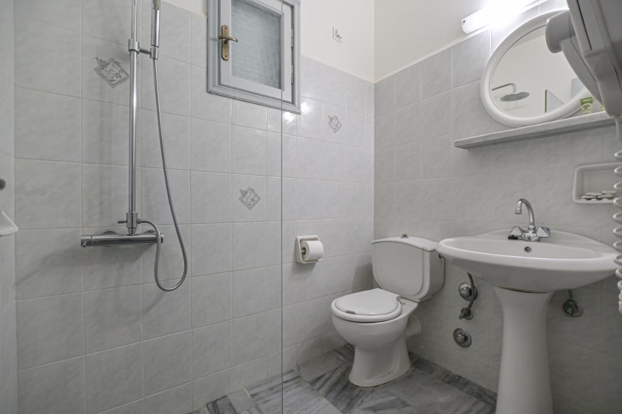 Soula Naxos Hotel Naxos City Bagian luar foto