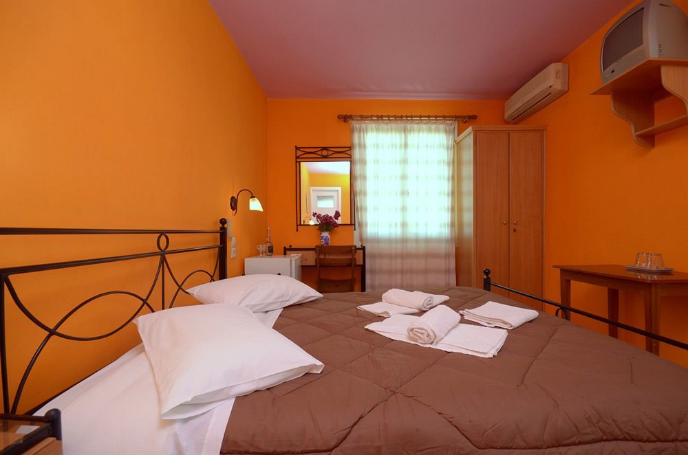 Soula Naxos Hotel Naxos City Bagian luar foto