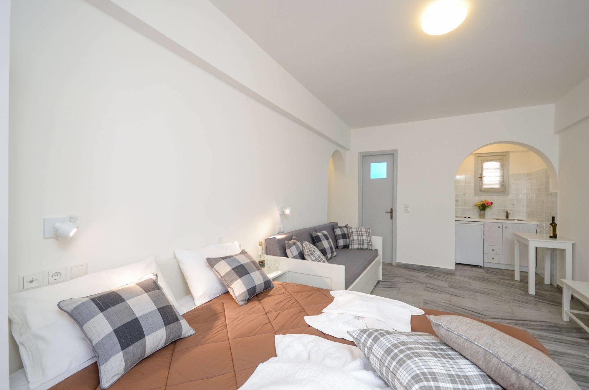 Soula Naxos Hotel Naxos City Bagian luar foto